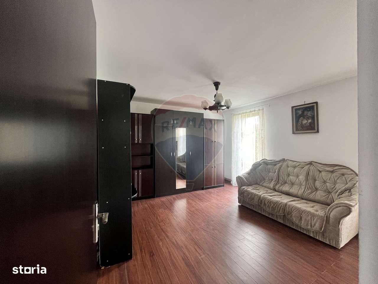 Casă / Vilă cu 3 camere de vânzare-11