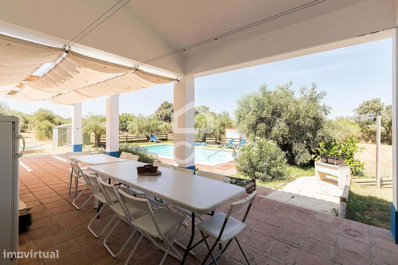 Quinta de 1,29 ha c/ Moradia T4 e Piscina | Reguengos de Monsaraz, Évo-26