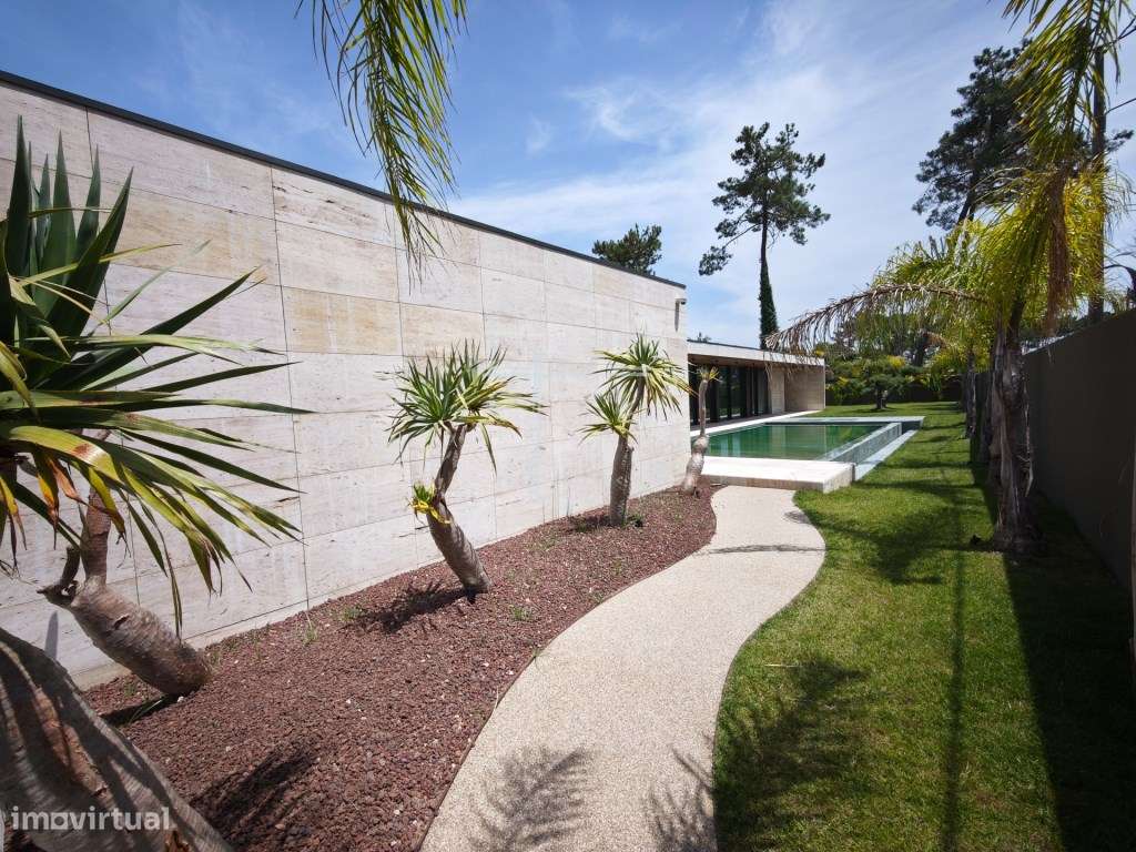 Moradia isolada T5, arquitetura contemporânea com piscina - Verdizela-14