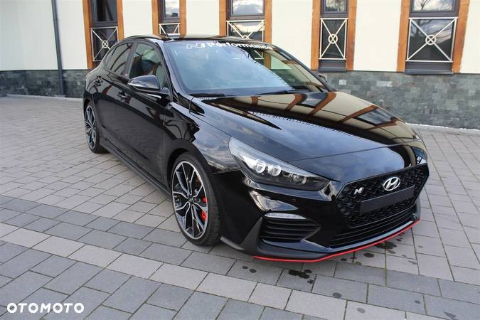 Hyundai i30 N Fastback 2.0 T-GDI Performance - 1