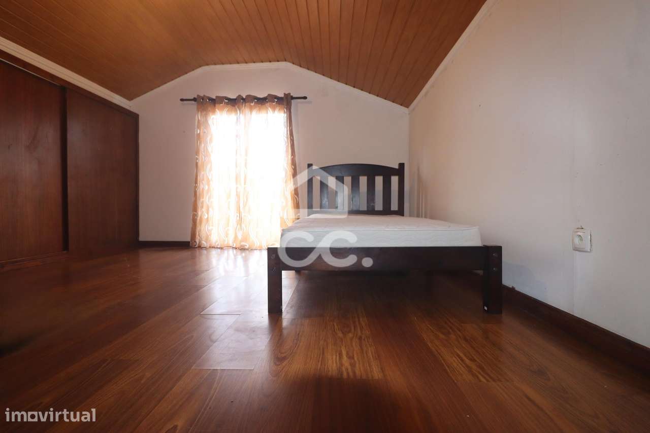 Moradia com 3 Quartos - Algarvia - Nordeste-14