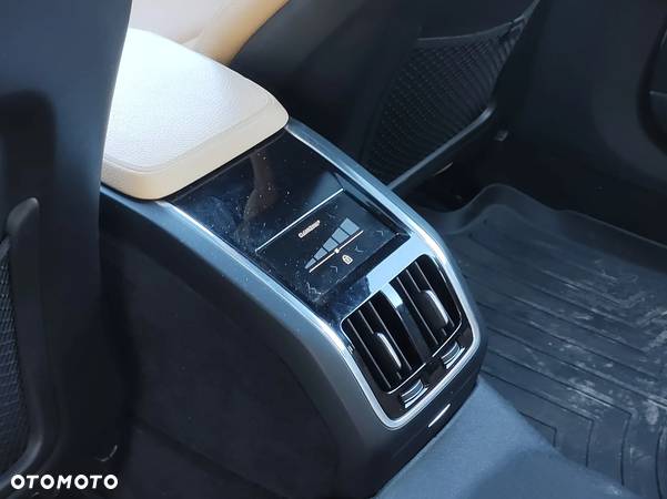 Volvo S90 T6 AWD Geartronic Momentum - 23