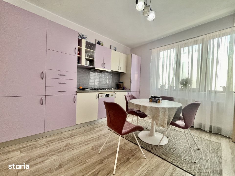 Apartament 4 camere tip Duplex zona Compozitori curte proprie