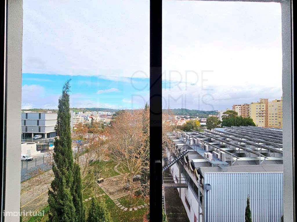 Espaçoso e funcional escritório com 600m2, em Carnaxide, Oeiras-21