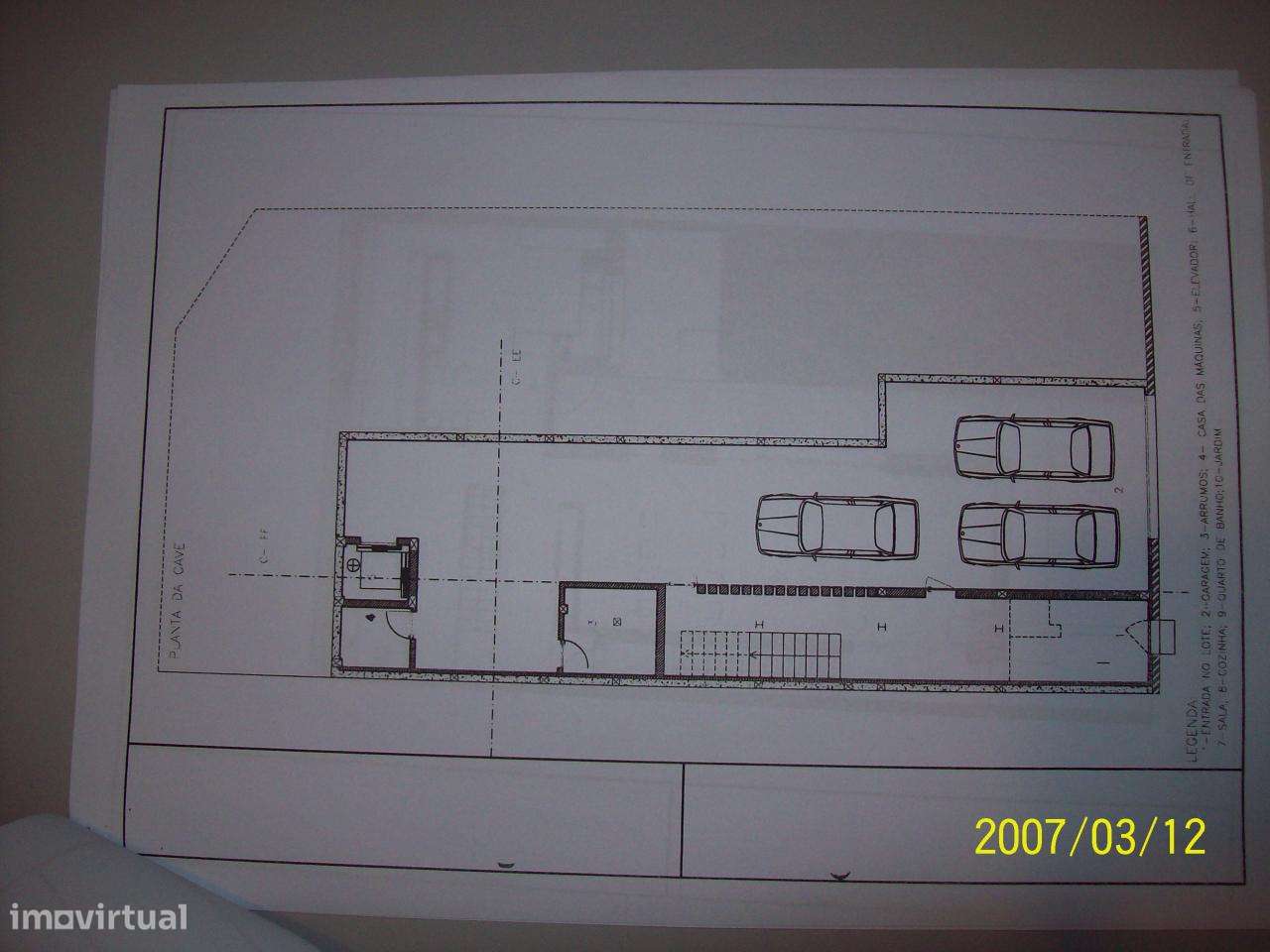 Lote de terreno na Costa.-12
