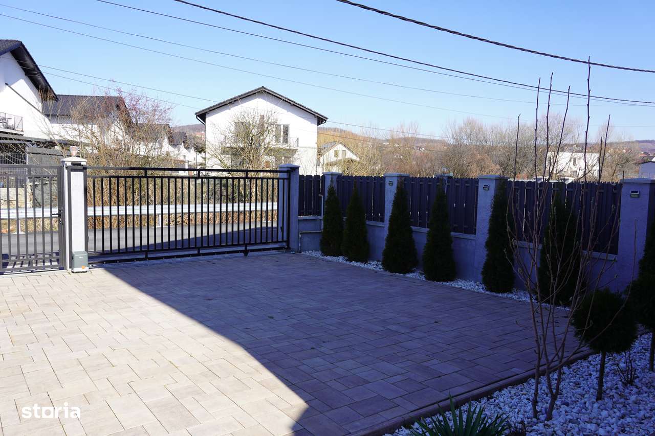 Casă tip duplex complet amenajată si mobilată-1