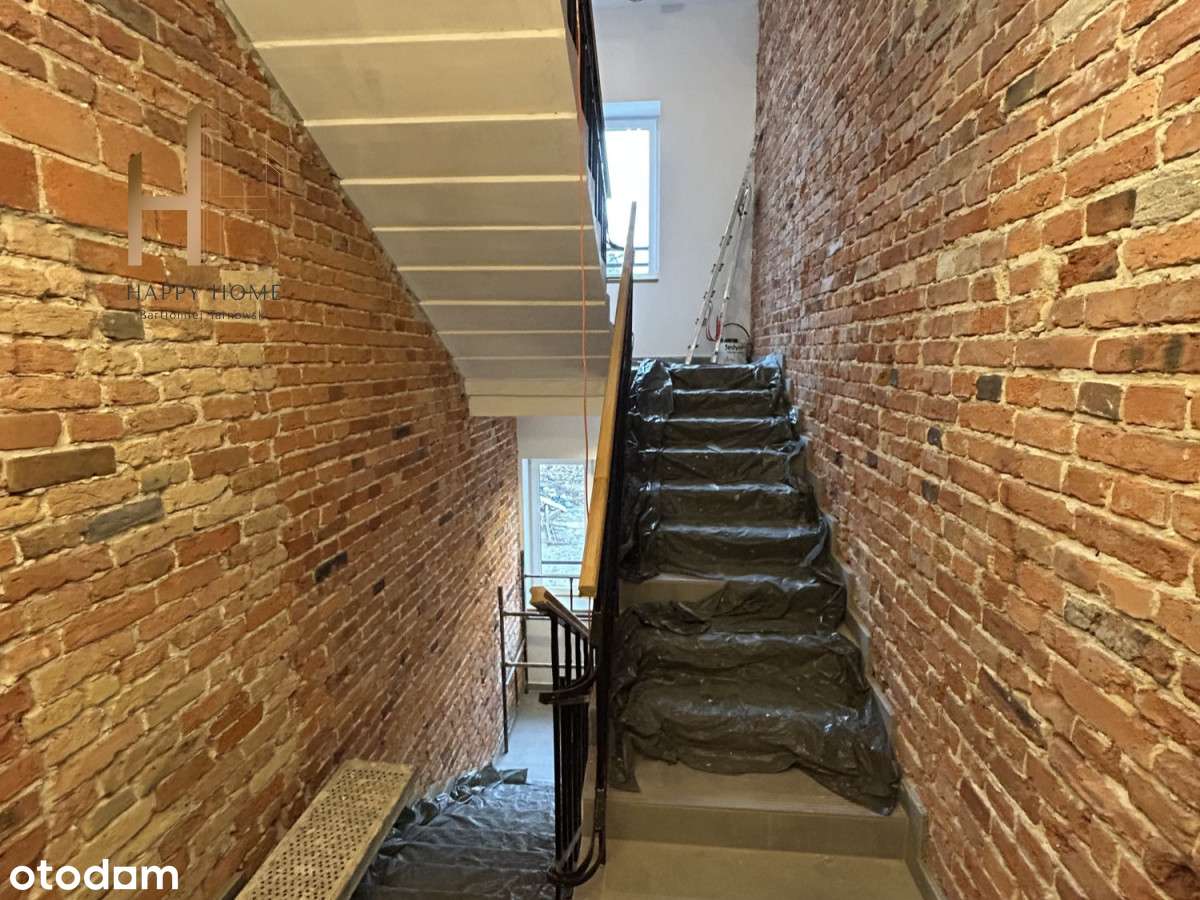 2 pokoje Kamienica budynek po rewitalizacji-3