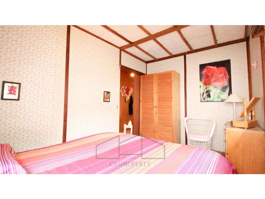 Casa de Madeira, em lote com 400m2, na Lagoa de Albufeira - Sesimbra-20