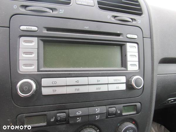 RADIO CD VW GOLF V 5 VW GOLF V + PLUS 2003- - 5