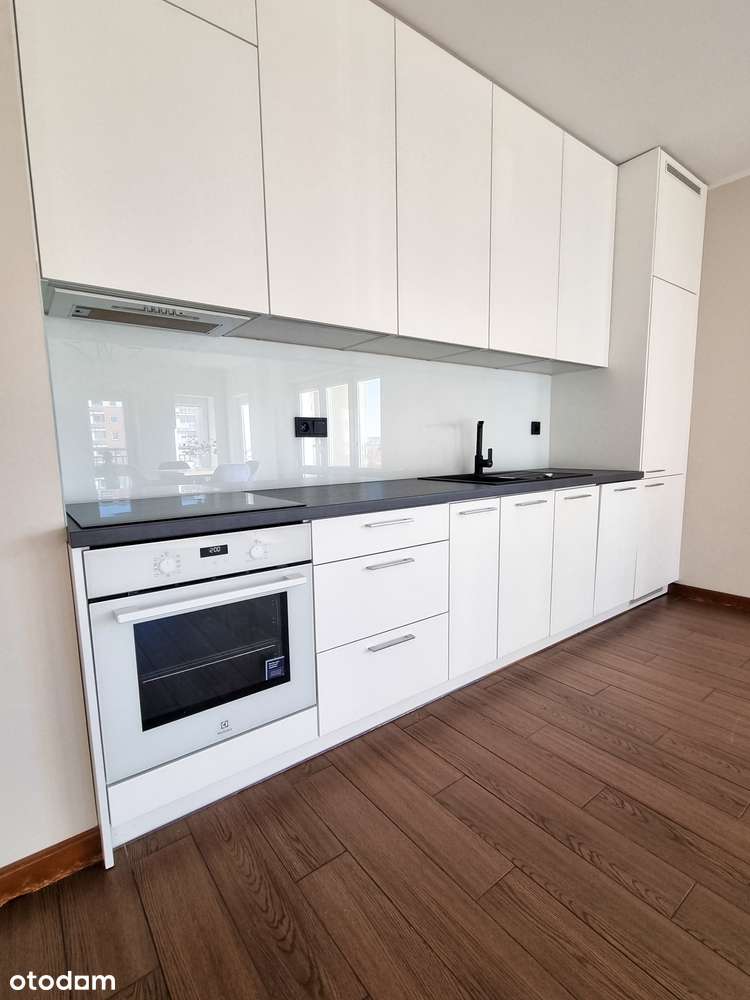 Przestronne mieszkanie 2 pokojowe z balkonem - ul. Milczańska 1-7