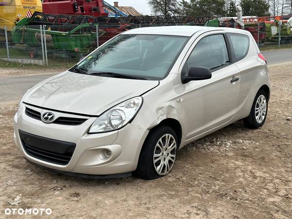 Hyundai i20 1.4 CRDI Comfort - 3