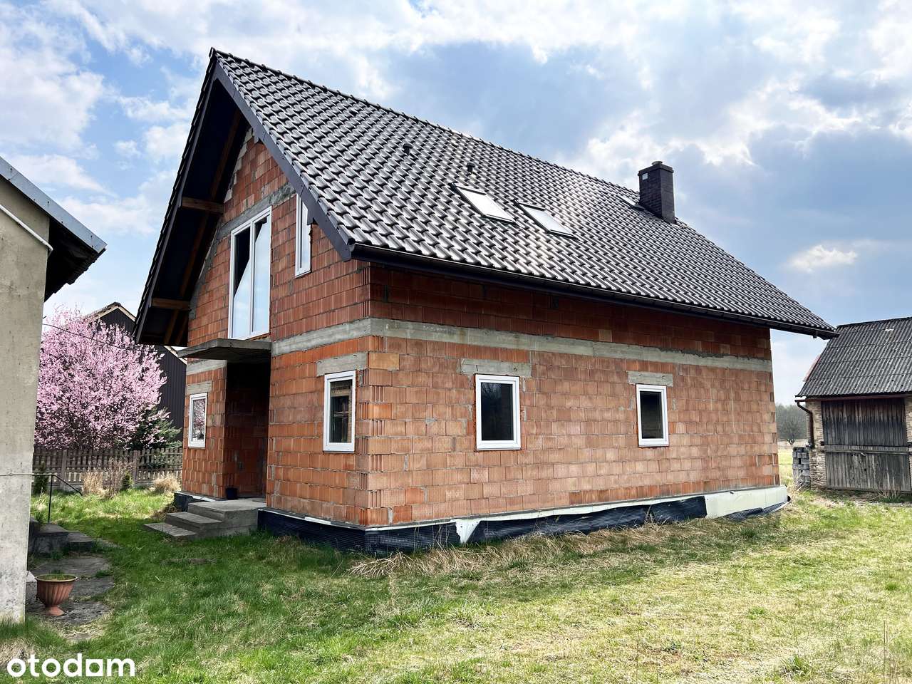Działka 2,5 HA ! Z widokiem na las ! 5 pokoi i 3 łazienki ! Nowy dom !-5