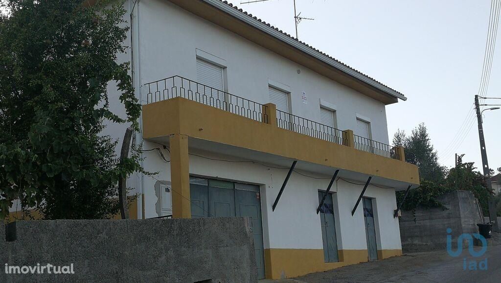 Casa / Villa T4 em Castelo Branco de 170,00 m2