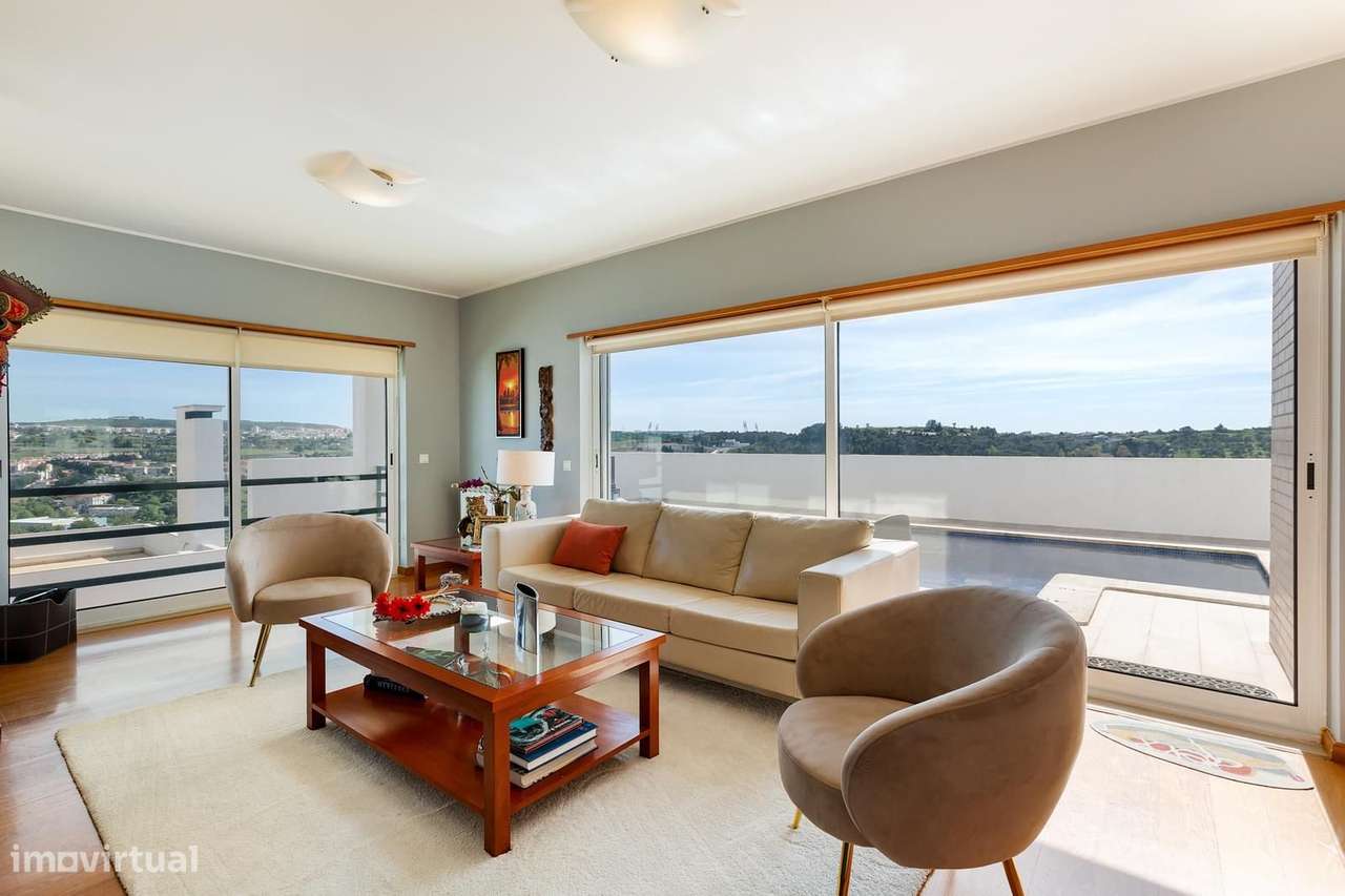 Moradia T5 com piscina, Alto do Lagoal, Oeiras - Grande imagem: 4/40