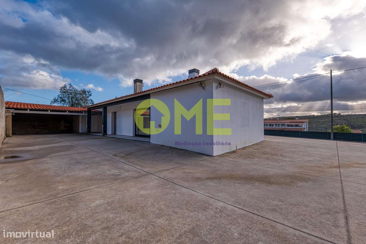 Moradia T3 à Venda em Localização Privilegiada-40