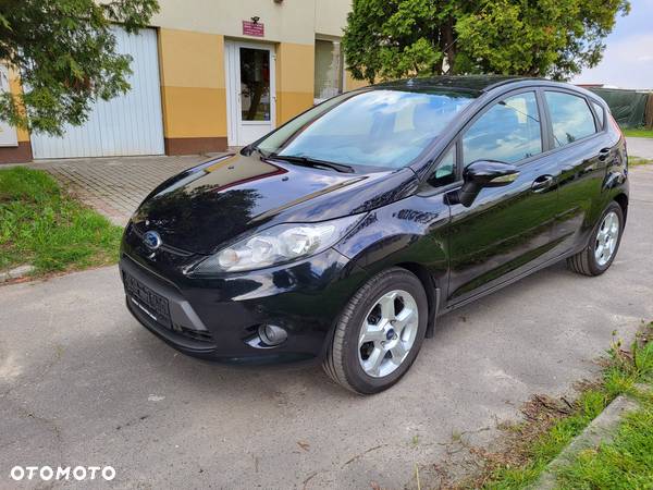 Ford Fiesta 1.25 Ambiente - 1