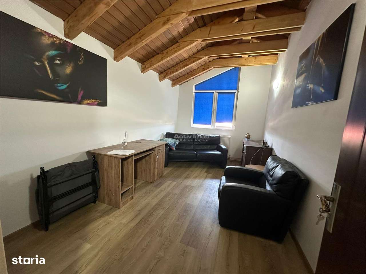 Apartament cu 4 camere cu scara interioara –  zona centrala, etaj 2 - Imagine principală: 2/14