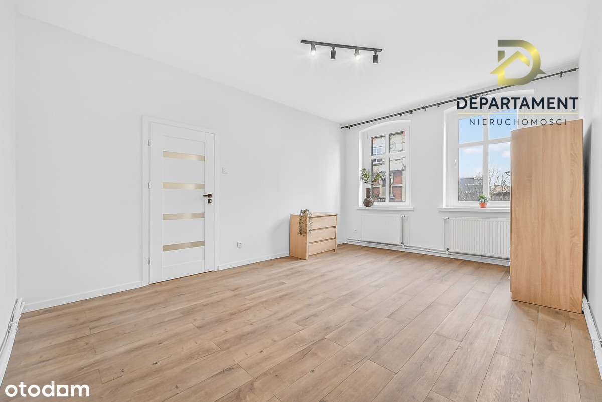 4 pokojowe mieszkanie Centrum z balkonem-6