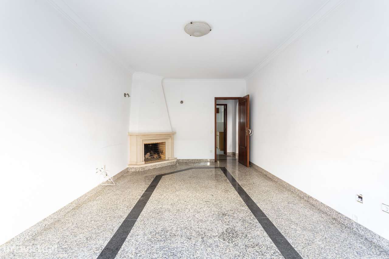 Encantador Apartamento Familiar em Zona Tranquila com Terraço e Lareir - Grande imagem: 3/21