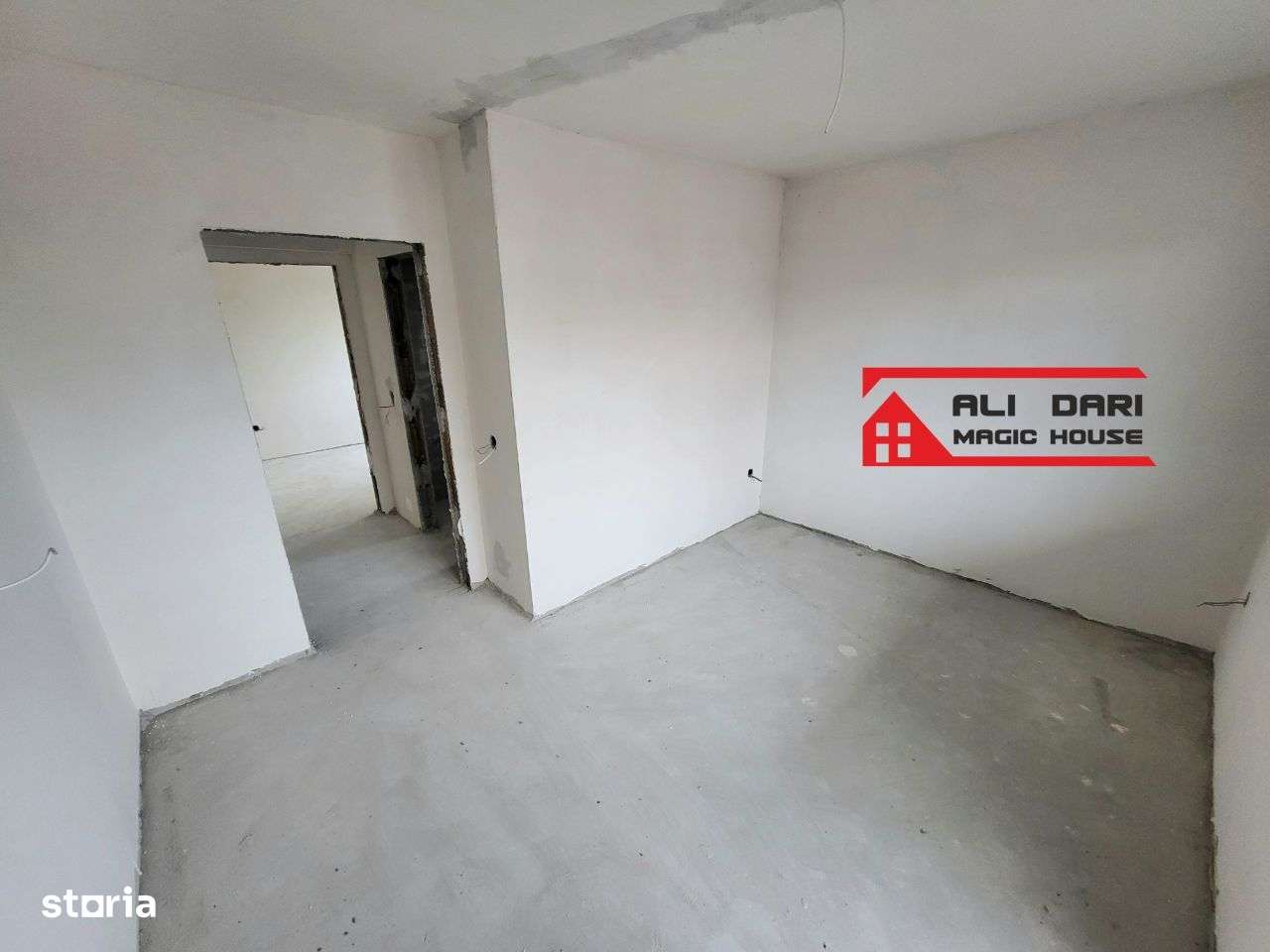 Apartament 3 camere , geam la baie, etaj 2 din 4 , semifinisat - Imagine principală: 3/15