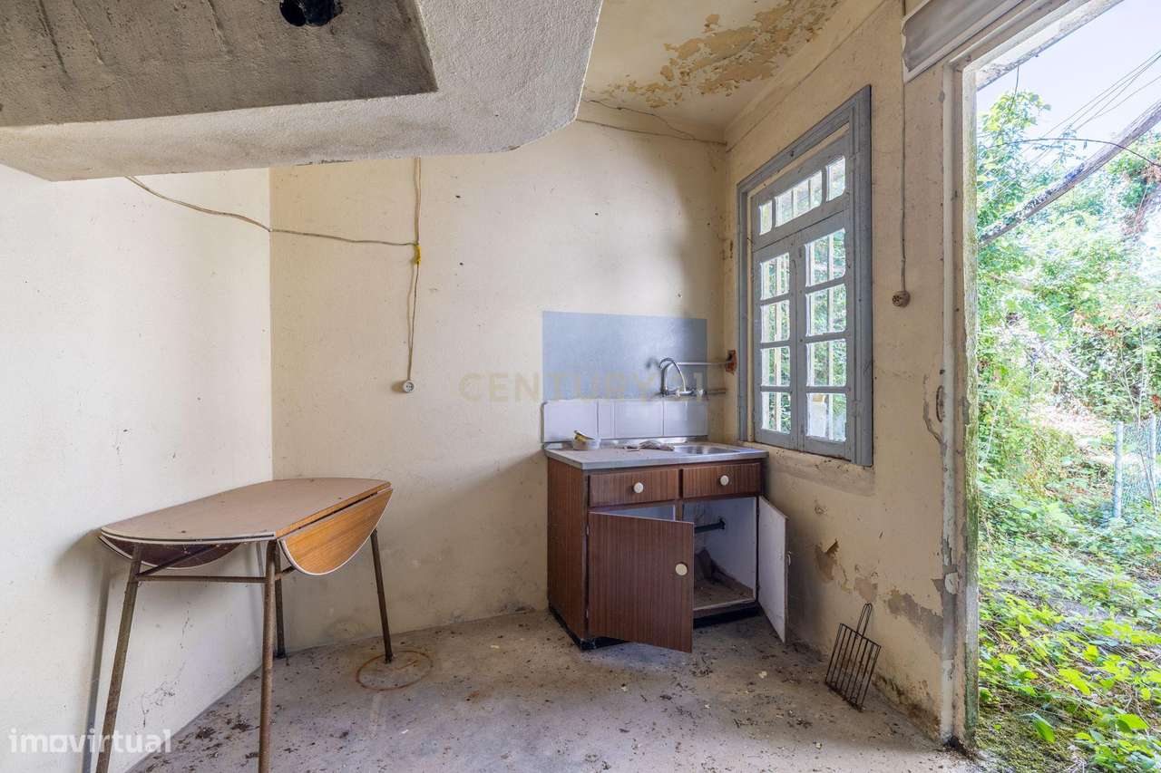 Moradia para Reabilitação com Terreno +1.000 m² | Vista sobre a Ria de-23