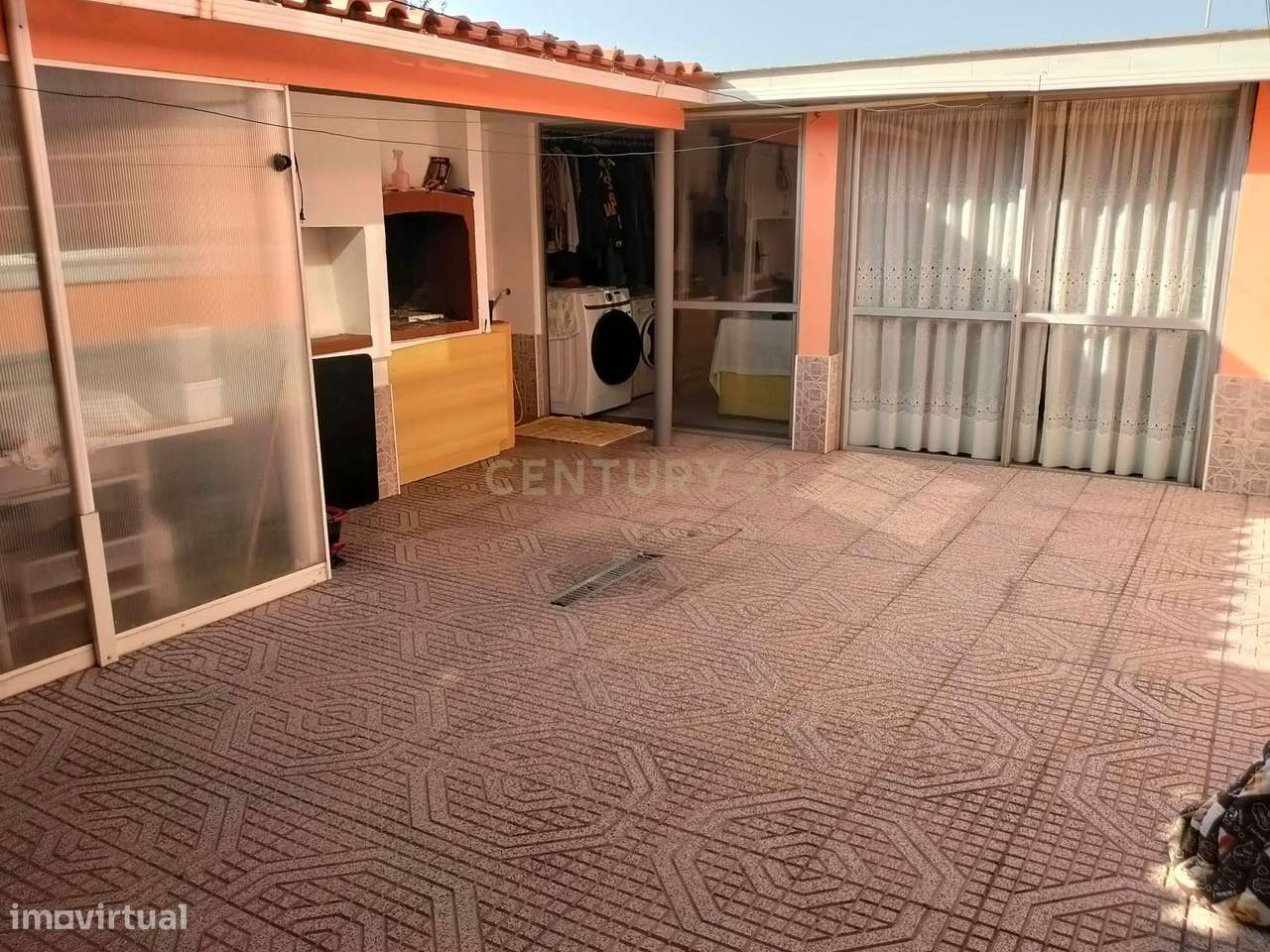 Moradia T4 Independente em Quinta das Laranjeiras-11