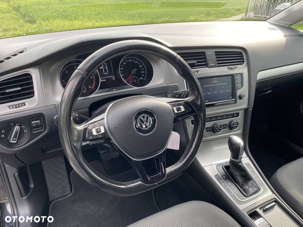 Volkswagen Golf 1.6 TDI BlueMotion Technology DSG Lounge - 21