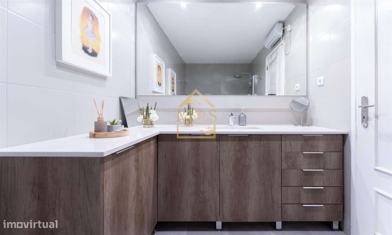 Apartamento T4-Varanda-Garagem - 600Mts da Praia - Metro- Matosinhos-29