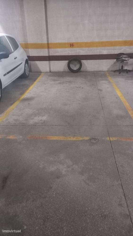 Garagem/Parqueamento - Grande imagem: 5/5