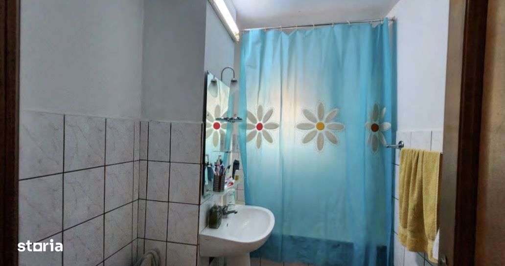 De vânzare apartament 3 camere Cartier Buzaului-6