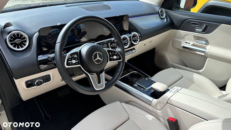 Mercedes-Benz GLA 250 4Matic 8G-DCT EDITION 2022 - 9