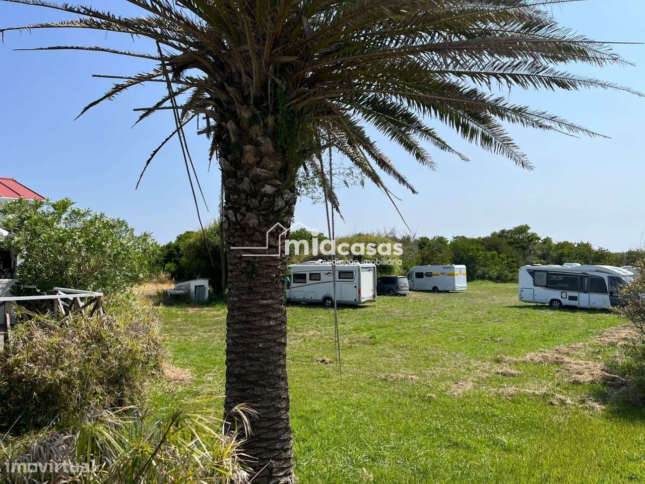 Bar + Quinta com 10.800m² a apenas 130 metros do mar - Grande imagem: 5/12