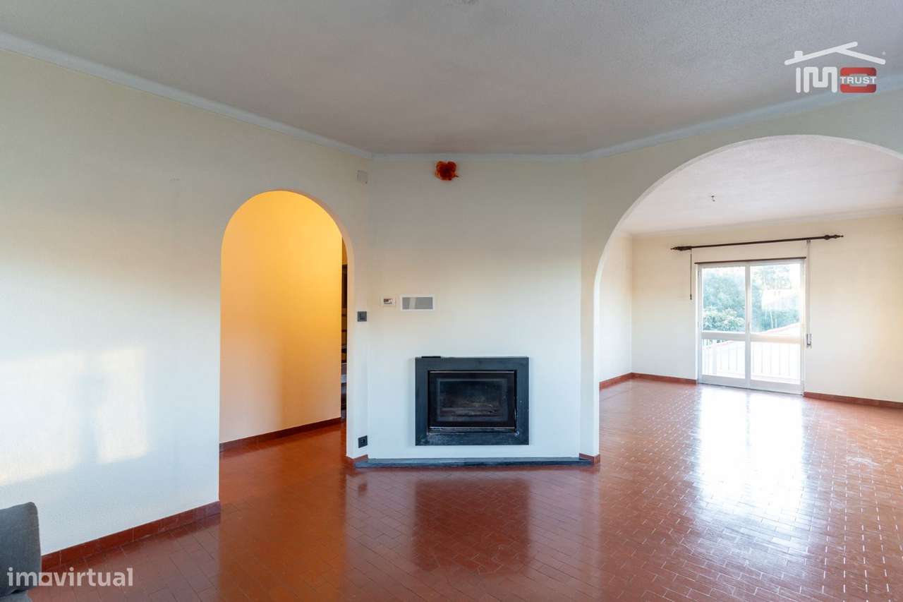 MORADIA T3 COM COZINHA EQUIPADA EM VALE DE OUREM SÃO MAMEDE COM AGU... - Grande imagem: 4/17