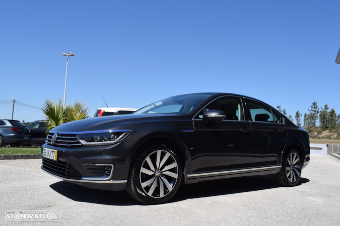 VW Passat 1.4 TSI GTE Plug-in - 8