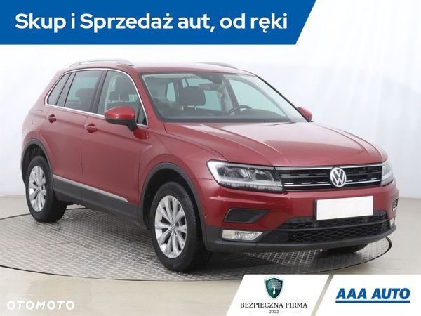 Volkswagen Tiguan - 2