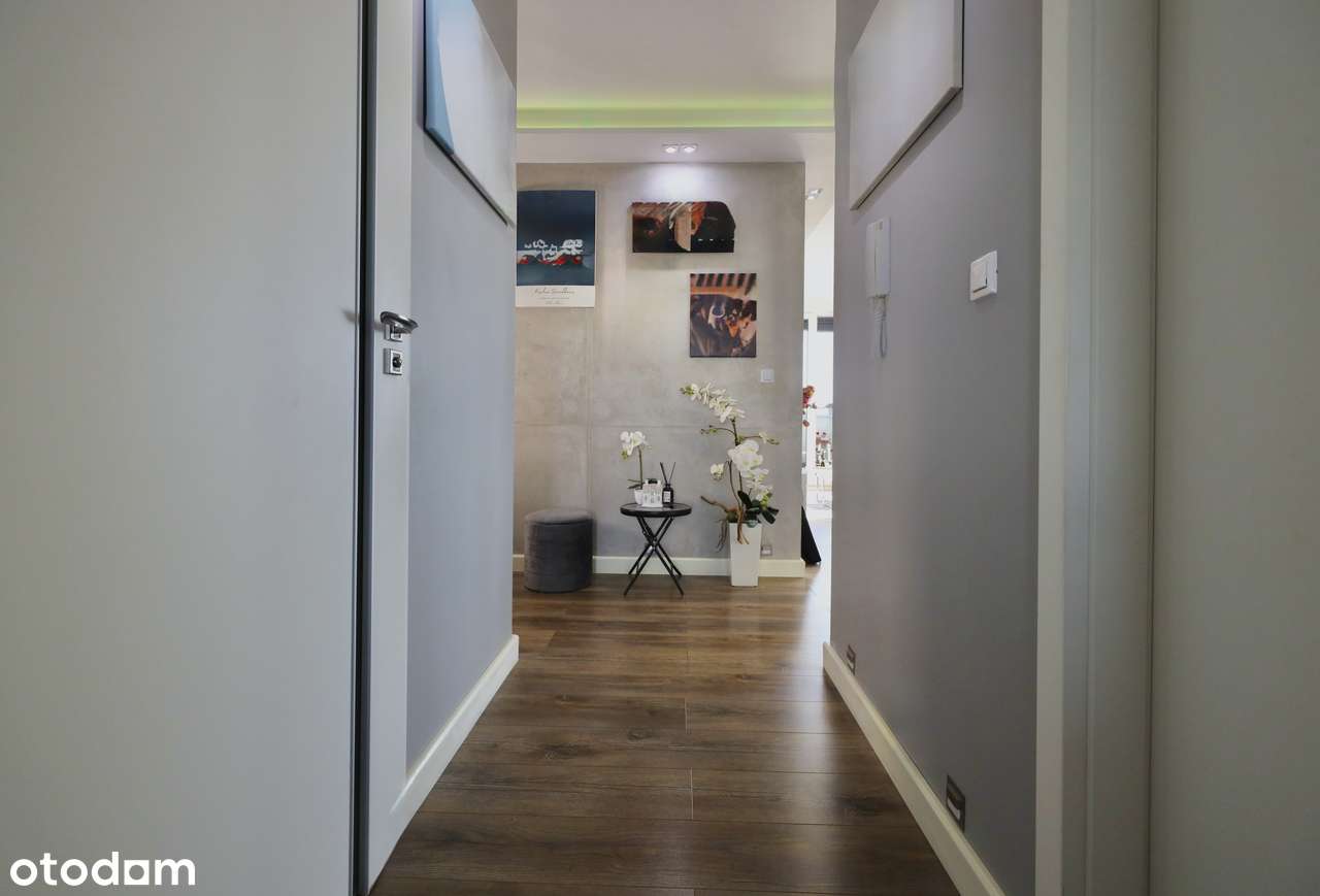 Mieszkanie z widokiem na Warszawę, 16 piętro, 20 min do centrum, SKM-14