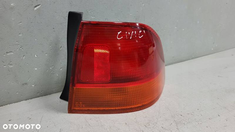 Lampa Prawy Tył Stanley Honda Civic VI Sedan - 2