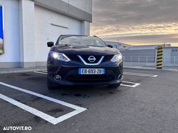 Nissan Qashqai 1.5 dCi TEKNA - 11