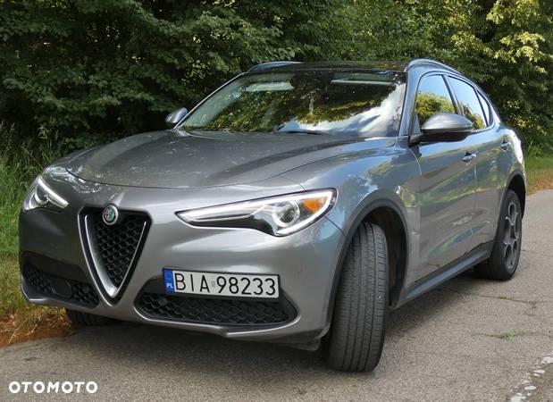 Alfa Romeo Stelvio 2.0 Turbo 16V AT8-Q4 Ti - 22