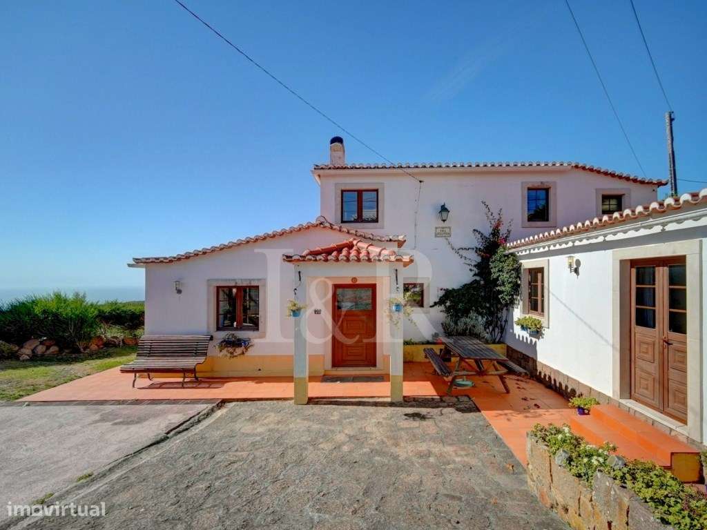 Moradia T2+3 com jardim e vista mar na Azóia, Sintra - Grande imagem: 4/57