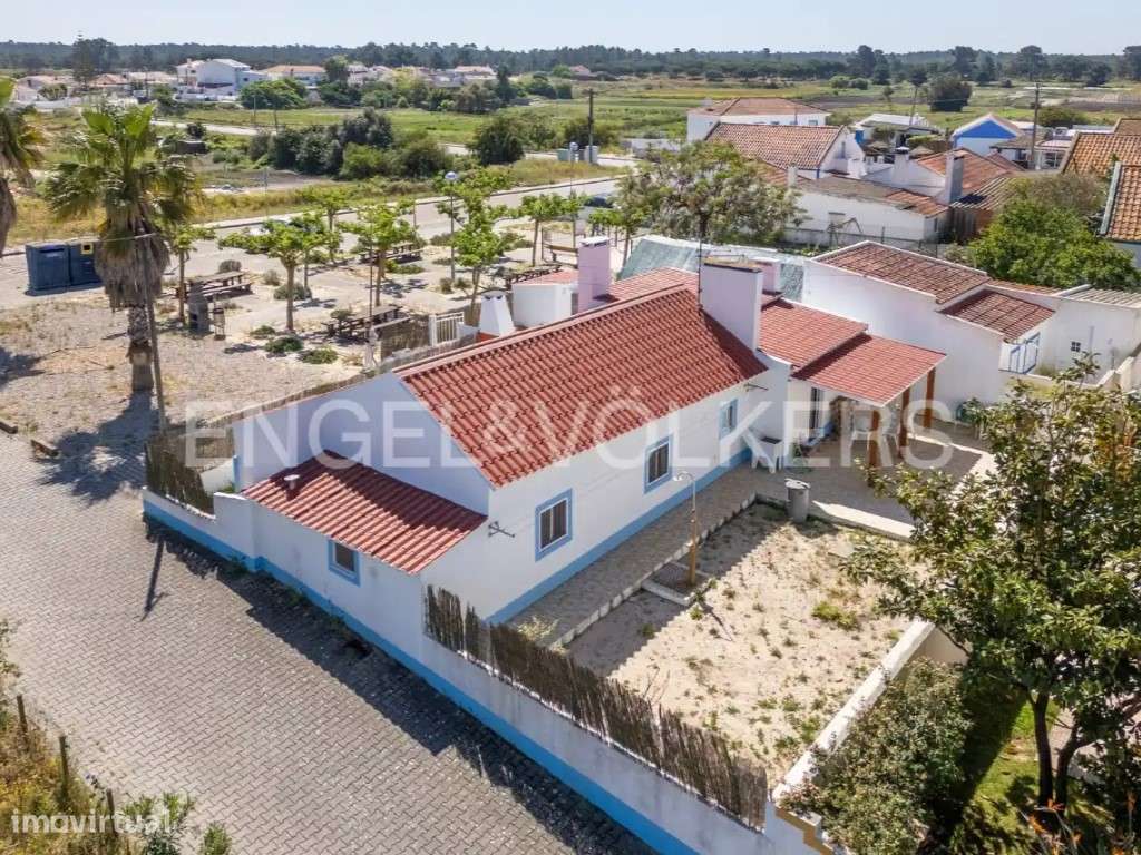 Moradia para renovar na Carrasqueira-0