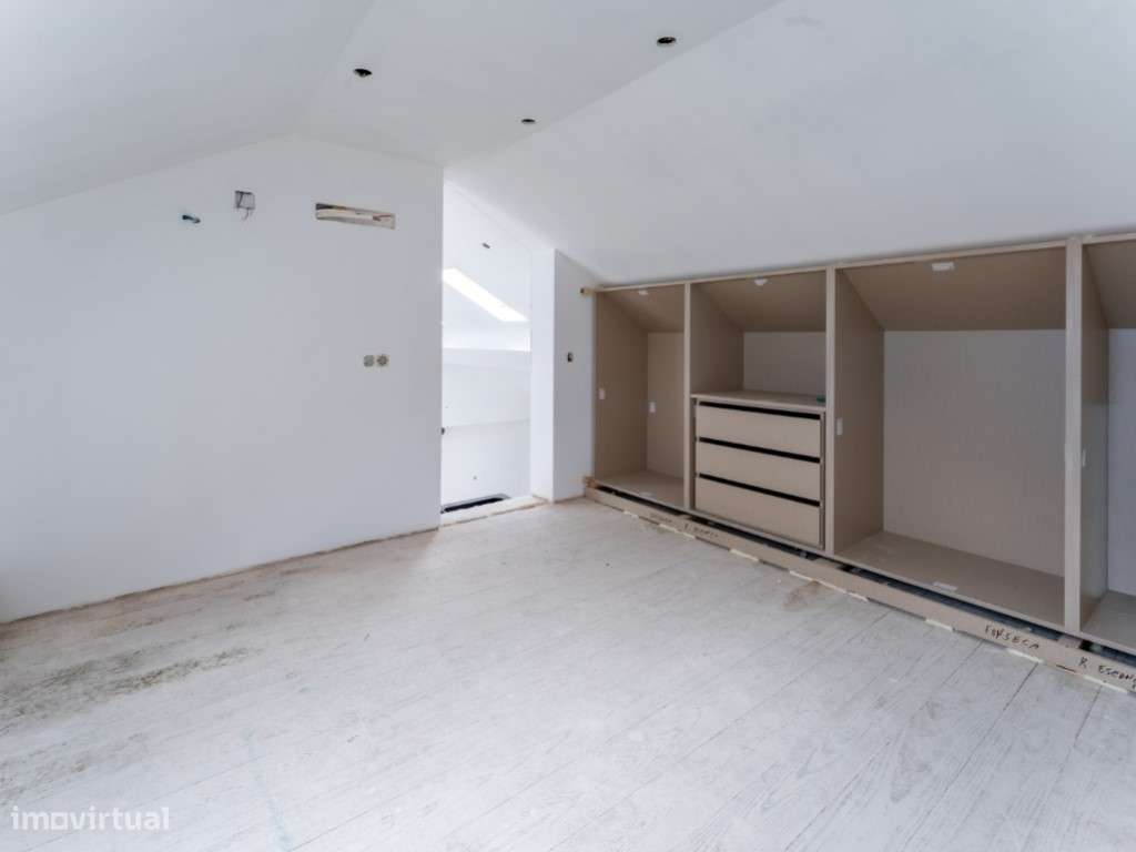 Excelente apartamento duplex T3 com vista mar-34