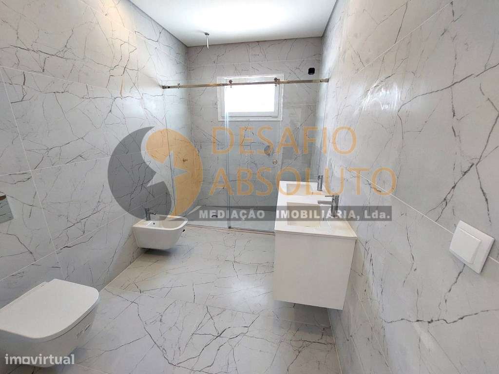 Moradia Isolada T4 C/ Piscina e Garagem - Brejos de Azeitão-16