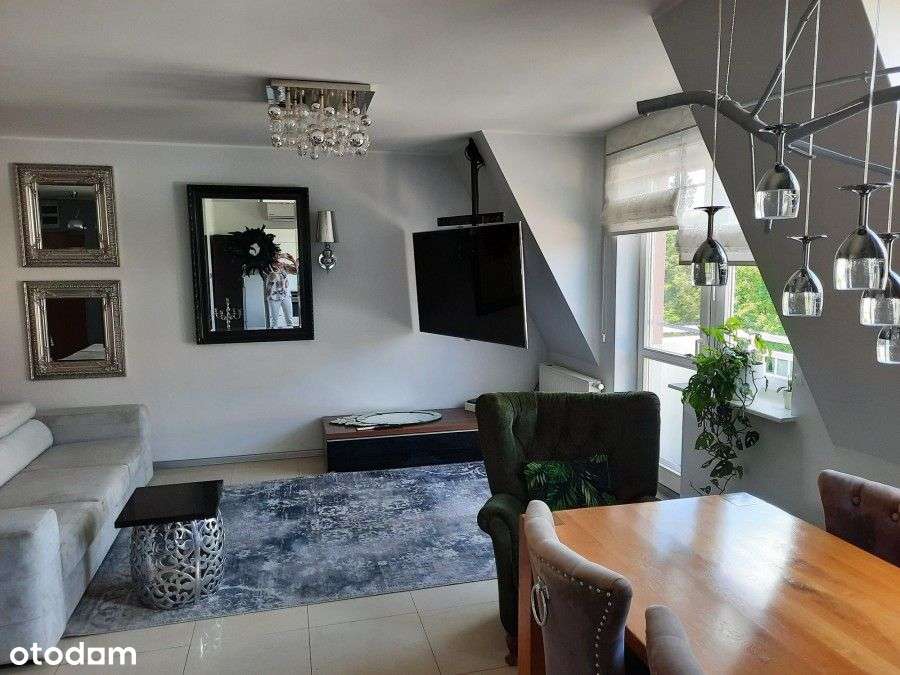 Przestronne i wygodne dwupoziomowe z garażem!-1