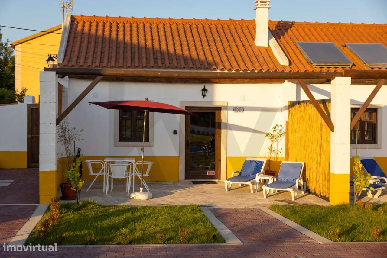 Moradia T-0 com piscina, estacionamento, Condomínio Casas Sopé da Serr-33