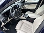 BMW Seria 5 530d xDrive AT - 11