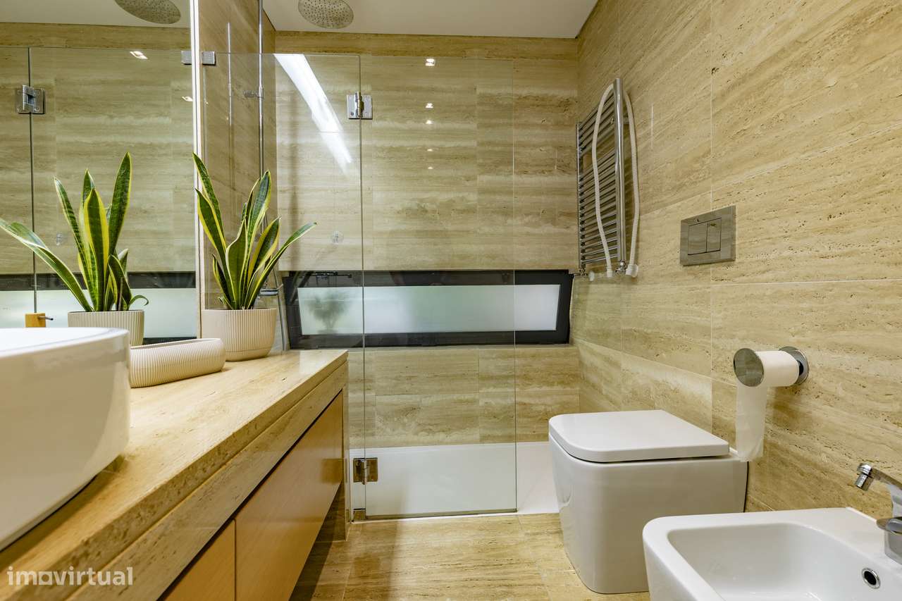 Moradia isolada T6 lote de 1002m2 piscina Sesimbra-47