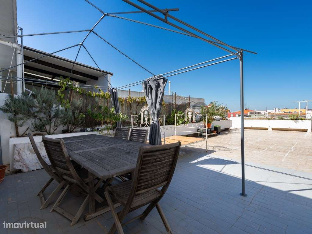 2 Fantásticos Apartamentos com vista mar no coração de Loulé-26