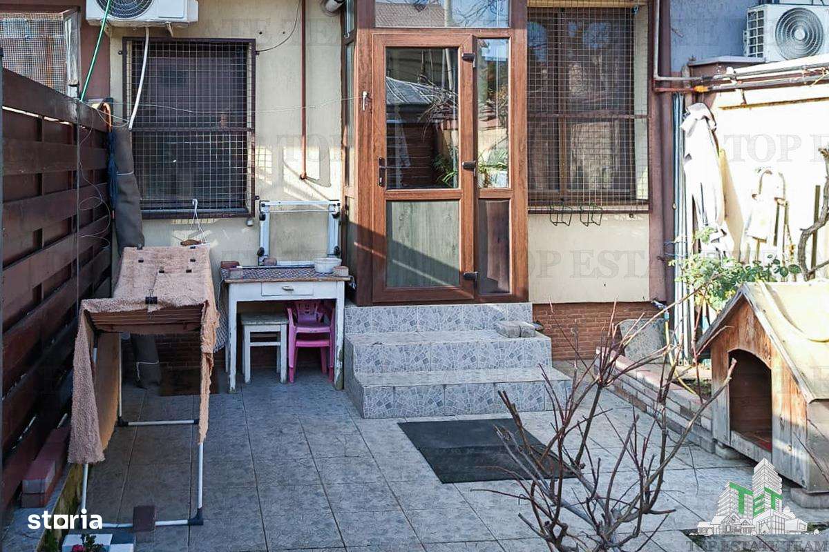 Apartament 2 camere zona Titan, curte proprie 37mp in vila-0