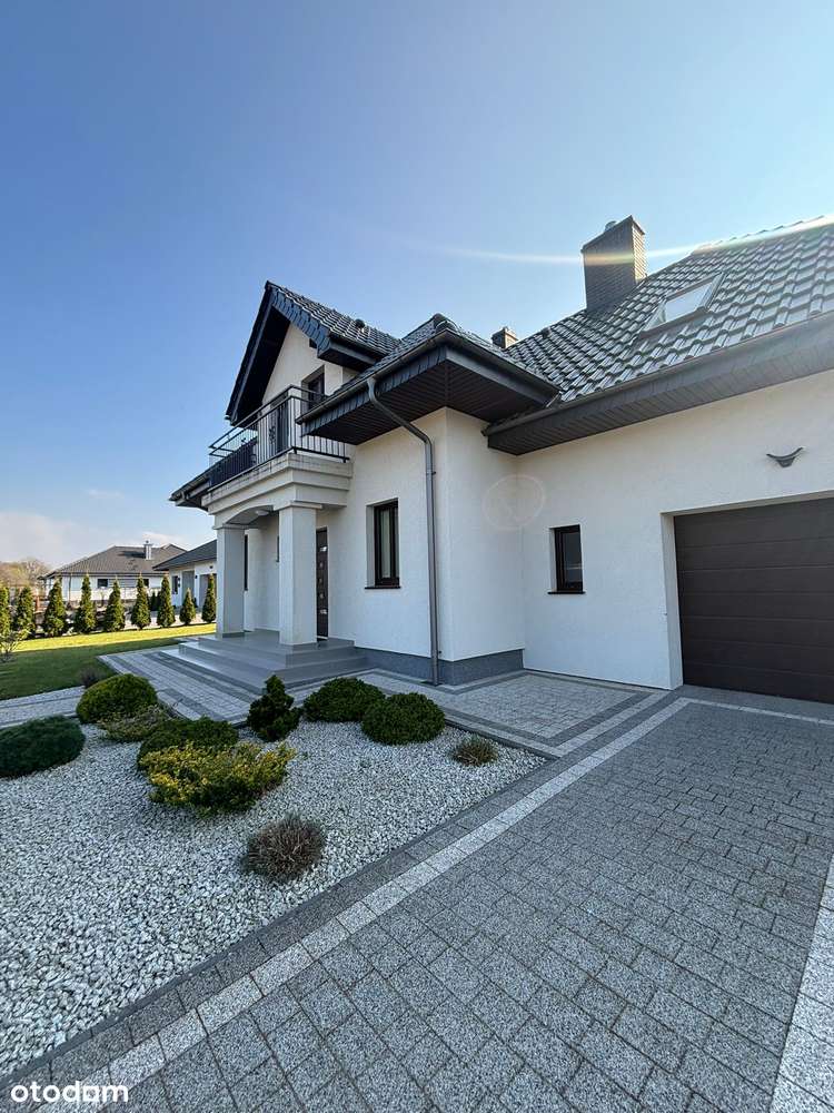 Dom wolnostojący w Bydlinie – gotowy do zamieszkania! 0 % prowizji - Pełny obrazek: 1/12